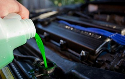 Cách thay nước làm mát ô tô